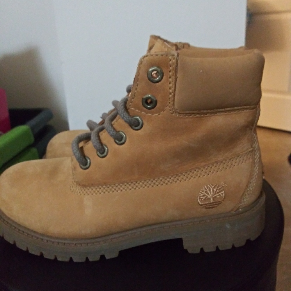 Boots - Picture 2 of 3